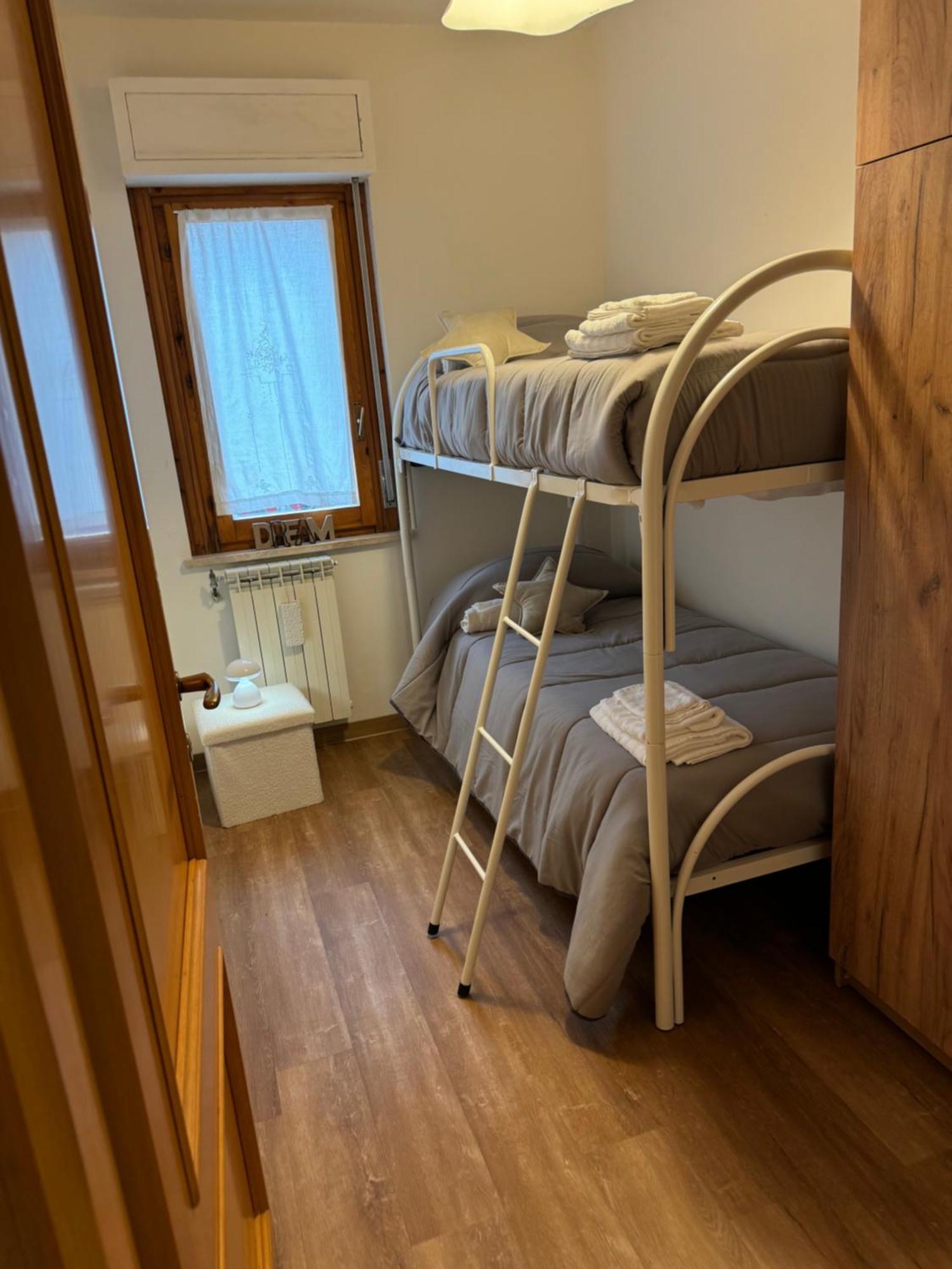 Attico - Terrazza Su Castello Apartment Кастел ди Сангро Екстериор снимка